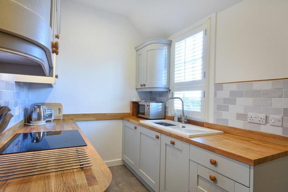 Periwinkle Villa Bamburgh Exterior photo